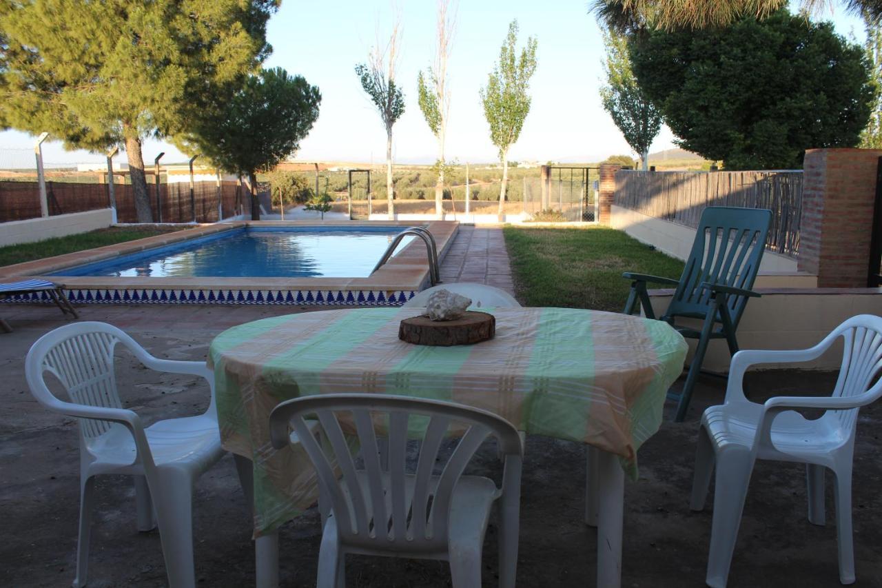 Casa Rural La Rosa De Los Vientos فوينتيه دي بيدرا المظهر الخارجي الصورة